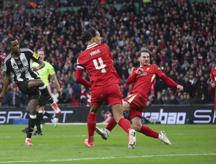 Liverpool Siapkan Tawaran Fantastis untuk Alexander Isak, Luis Diaz Jadi Kunci