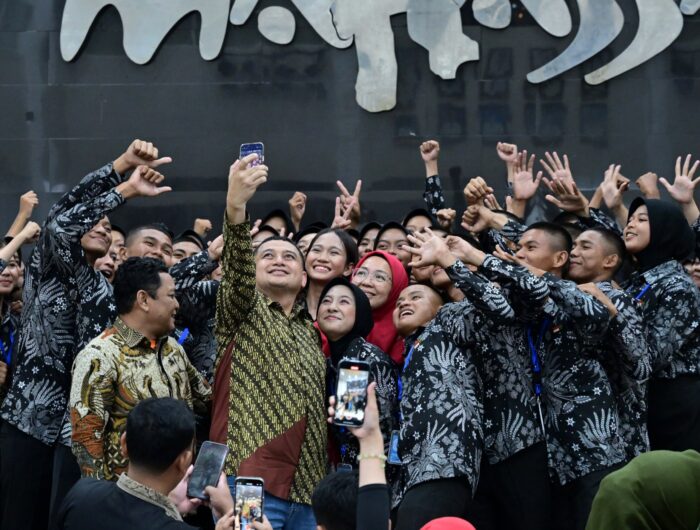 Pemkot Makassar Hadiahkan Liburan ke Bali dan Beasiswa untuk Paskibraka 2025