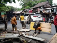 Pemkot Makassar Tertibkan Pasar Tumpah Leimena, Pedagang Disiapkan Lokasi Baru