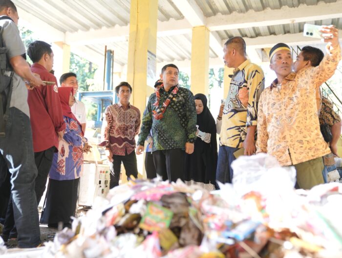 Wali Kota Munafri Tinjau TPS 3R di Kepulauan, Dorong Transformasi Pengelolaan Sampah untuk Lindungi Lingkungan dan Ciptakan Ekonomi Baru
