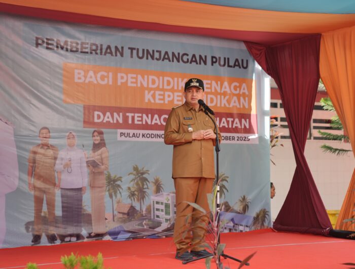 Pahlawan di Garis Terluar Diapresiasi, Pemkot Makassar Beri Tunjangan Khusus Guru & Nakes Pulau Hingga Rp5 Juta/Bulan